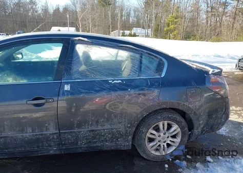 2011 Nissan Altima 2.5 S z USA, uszkodzony, nr VIN 1N4AL2AP7BN468709